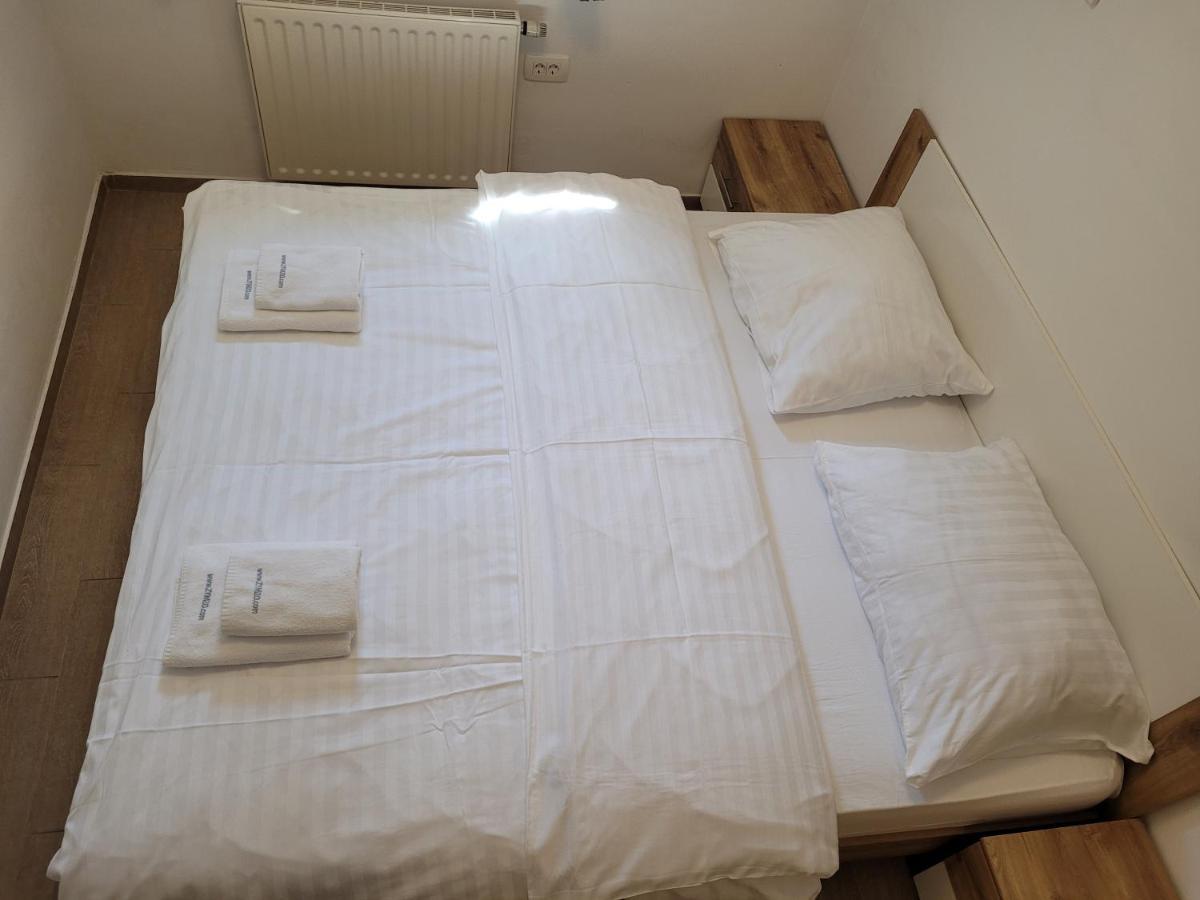 לובליאנה Hotel Vila Katrca מראה חיצוני תמונה